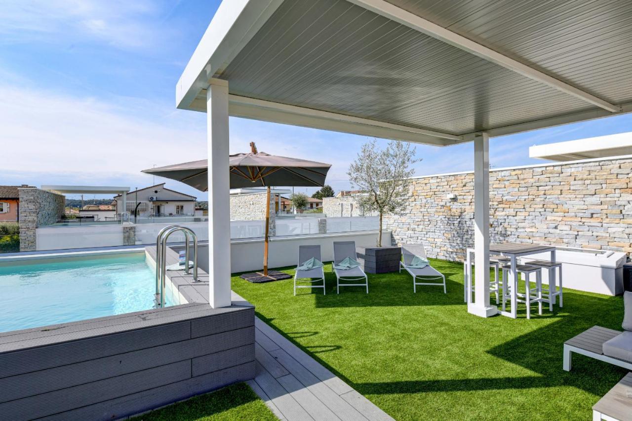 פסקיארה דל גארדה Villette Dolci Luxury Homes מראה חיצוני תמונה