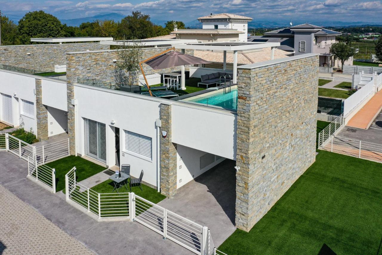 פסקיארה דל גארדה Villette Dolci Luxury Homes מראה חיצוני תמונה