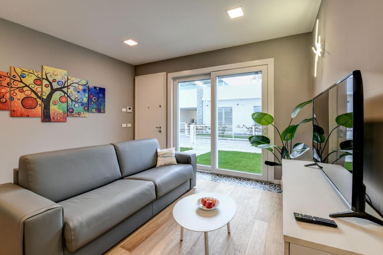 פסקיארה דל גארדה Villette Dolci Luxury Homes מראה חיצוני תמונה